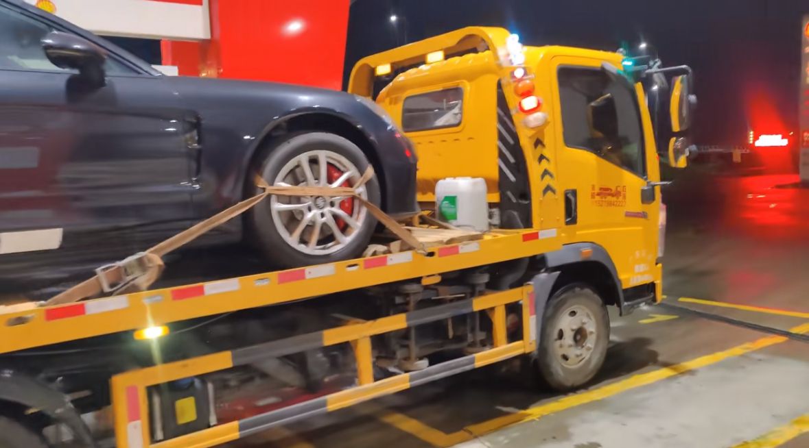屯昌行车途中遇到突发状况该如何呼叫道路救援？